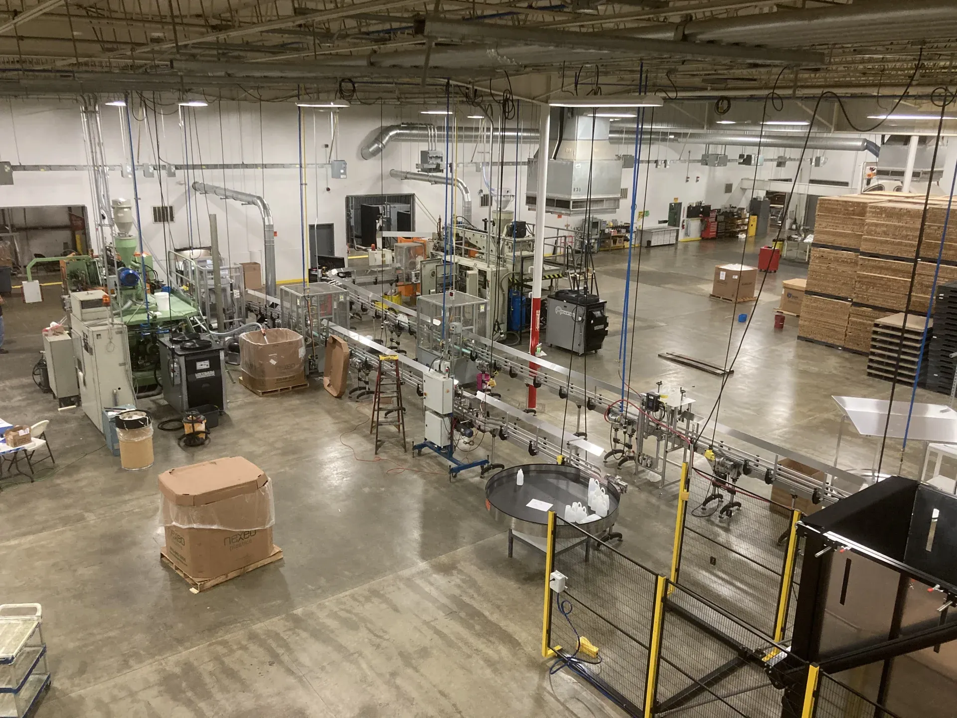 Shuttle Machines — photo 2